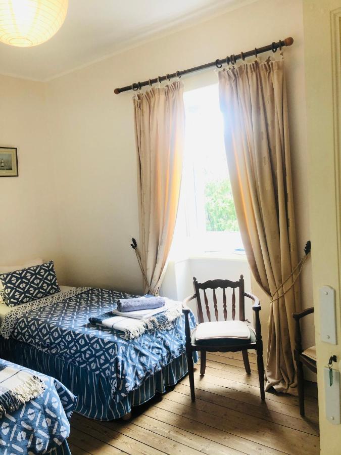 Bed and Breakfast Le Vieux Manoir Carolles Exterior foto